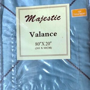 NWT window valance, Majestic 80”w x 20”h from BB&B